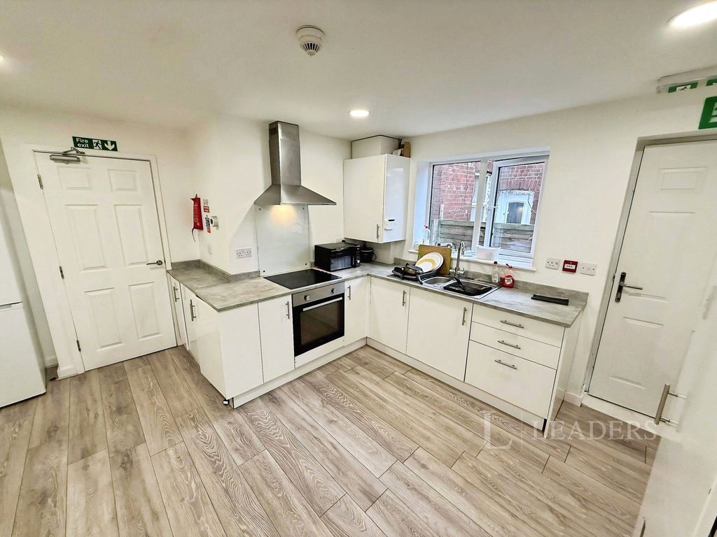 Property photo 1 of 4 Picture No. 02