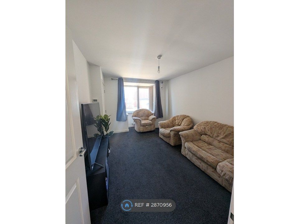 Property photo 3 of 31