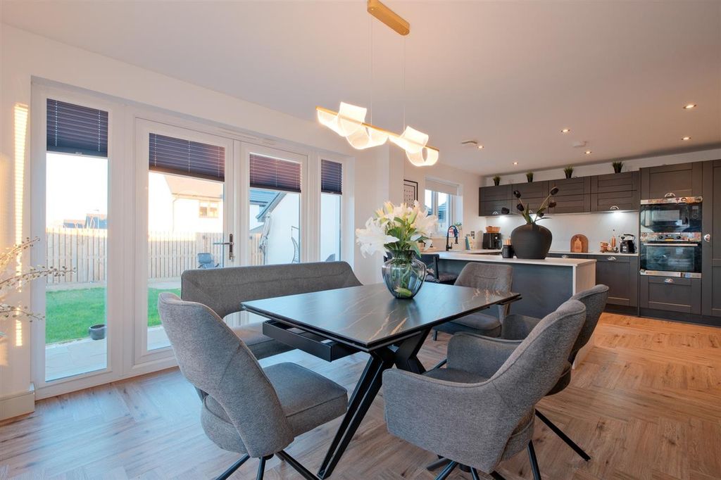 Additional image 11 of 4 bed detached house for saleGoldsmith Avenue, Hamilton ML3