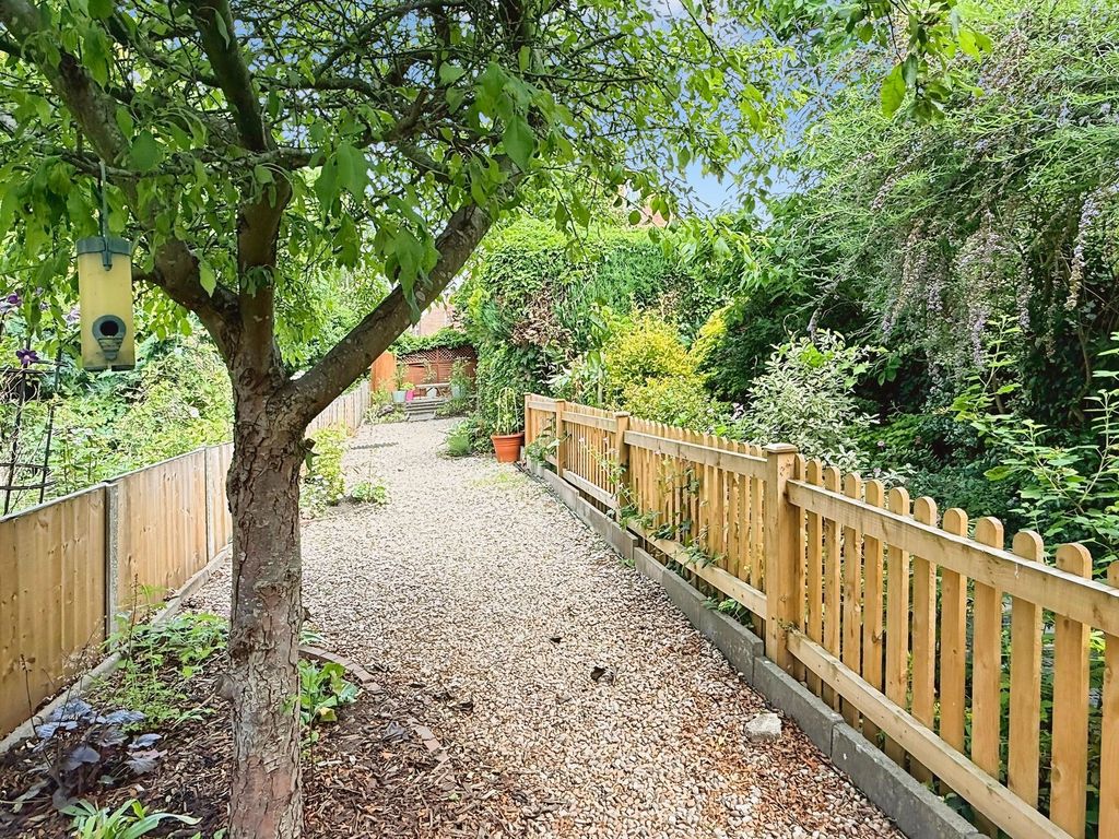 Property photo 3 of 18