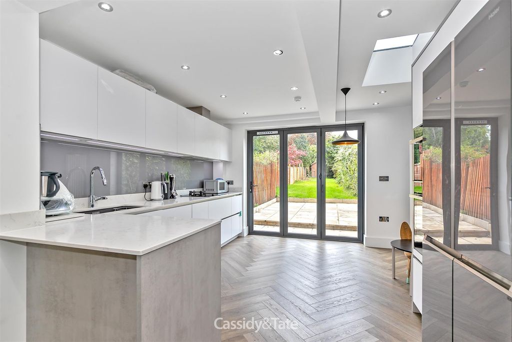Property photo 3 of 15 22Castleroad-7.Jpg