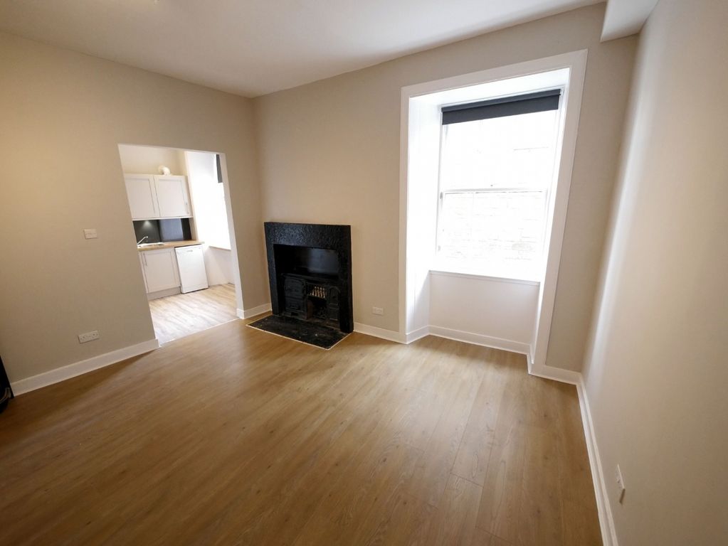 Property photo 2 of 10 Photo 2