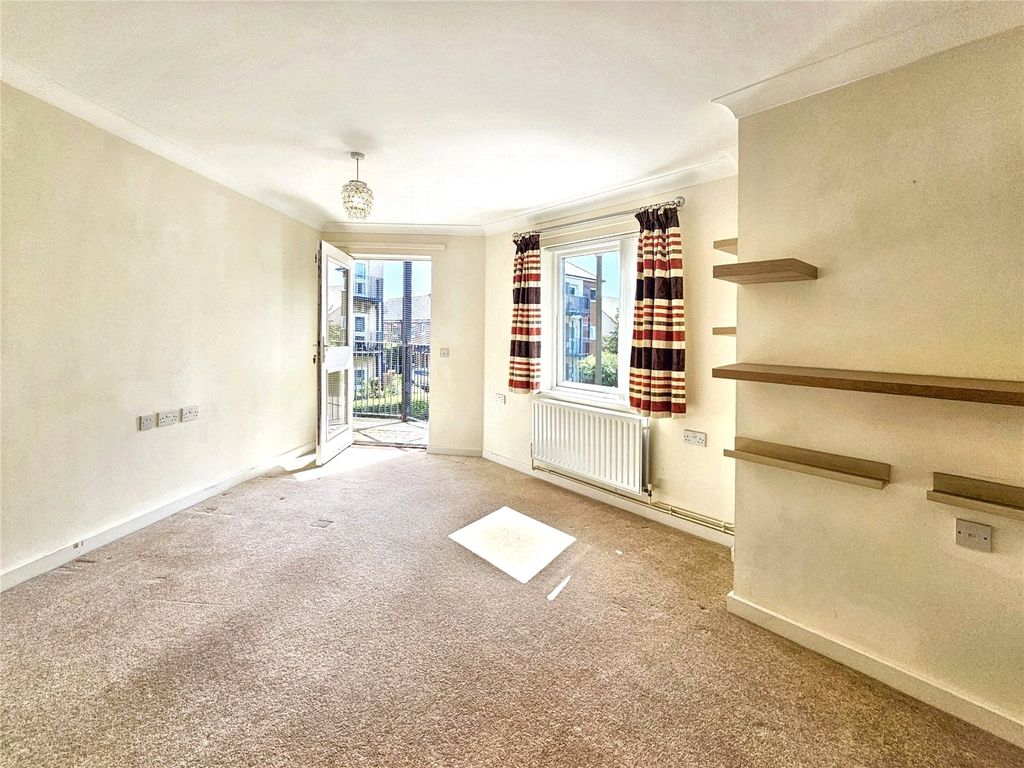 Property photo 3 of 12 Picture No. 19