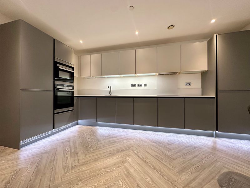 Property photo 2 of 8 Photo 7