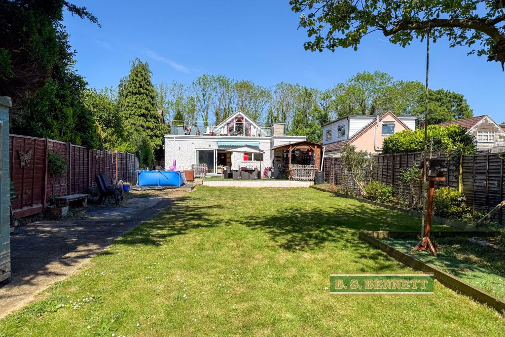 Property photo 1 of 22