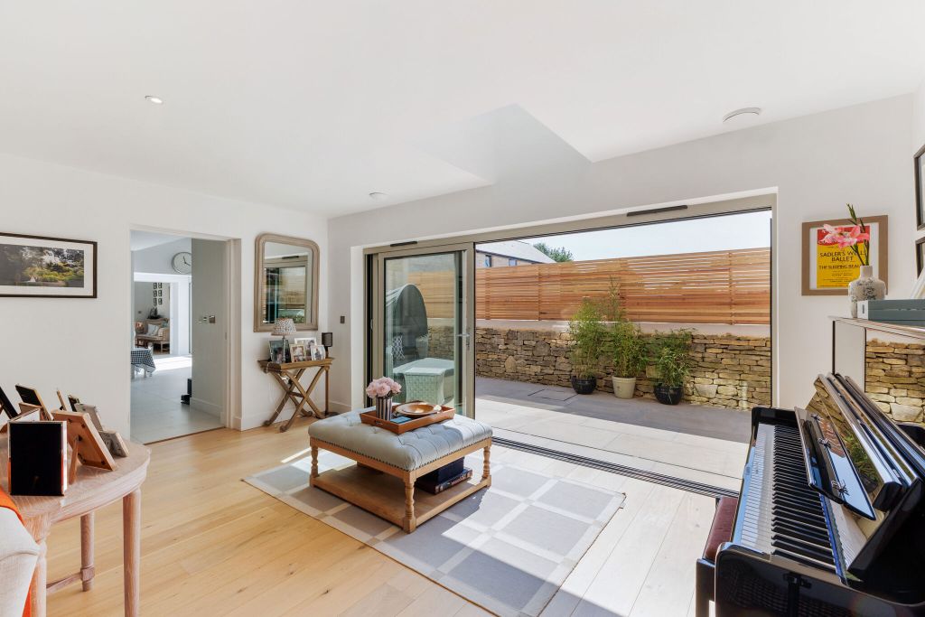 Property photo 3 of 20