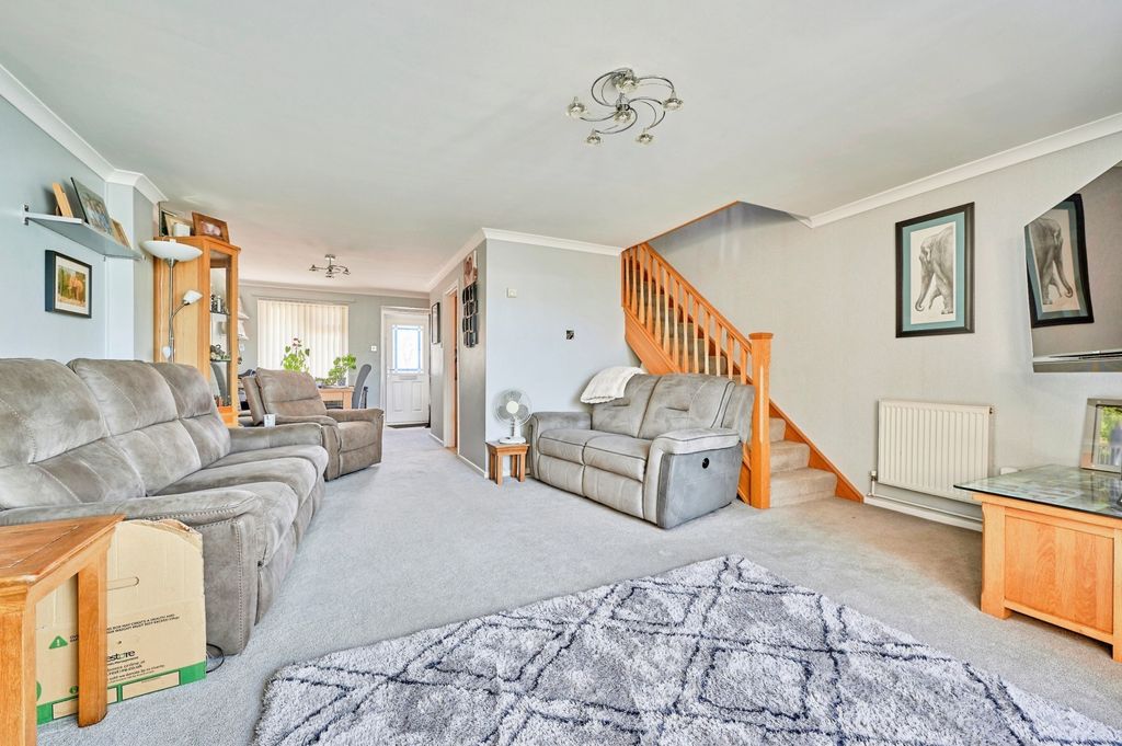 Property photo 2 of 18 Image 1