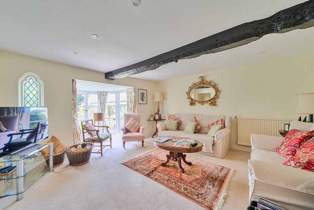 Property photo 3 of 40