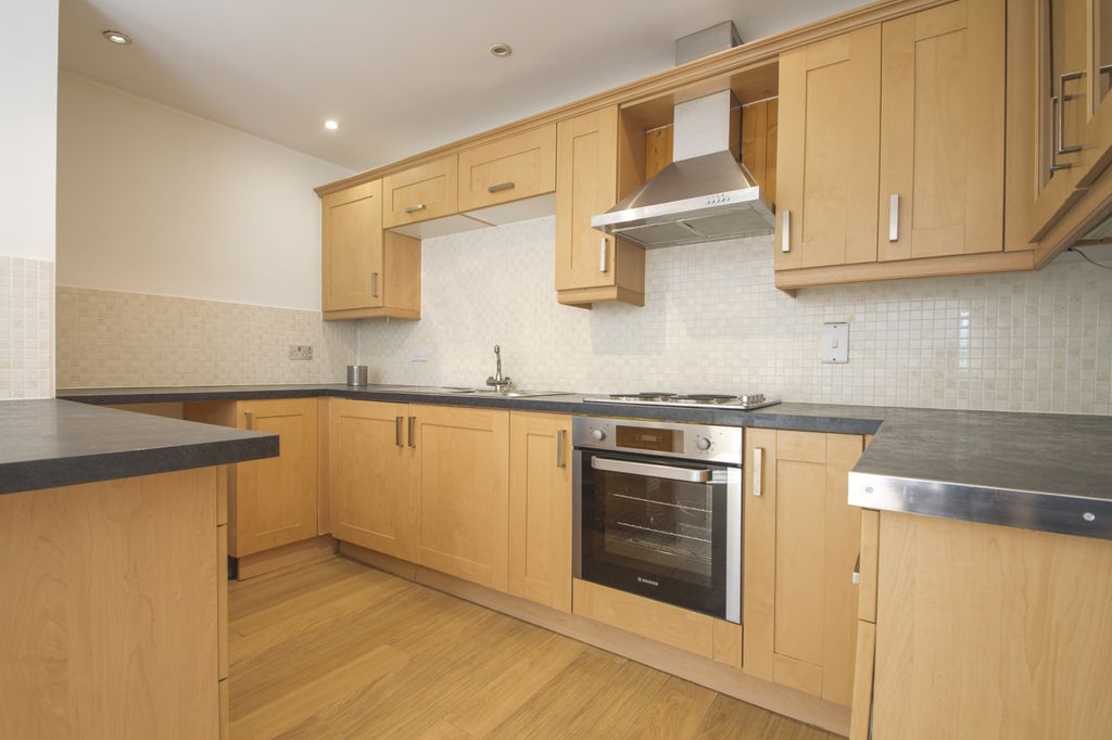 Property photo 3 of 14 Gallery