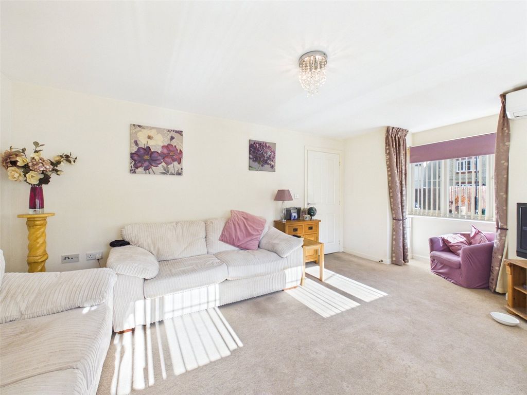 Property photo 3 of 19 Picture No. 26