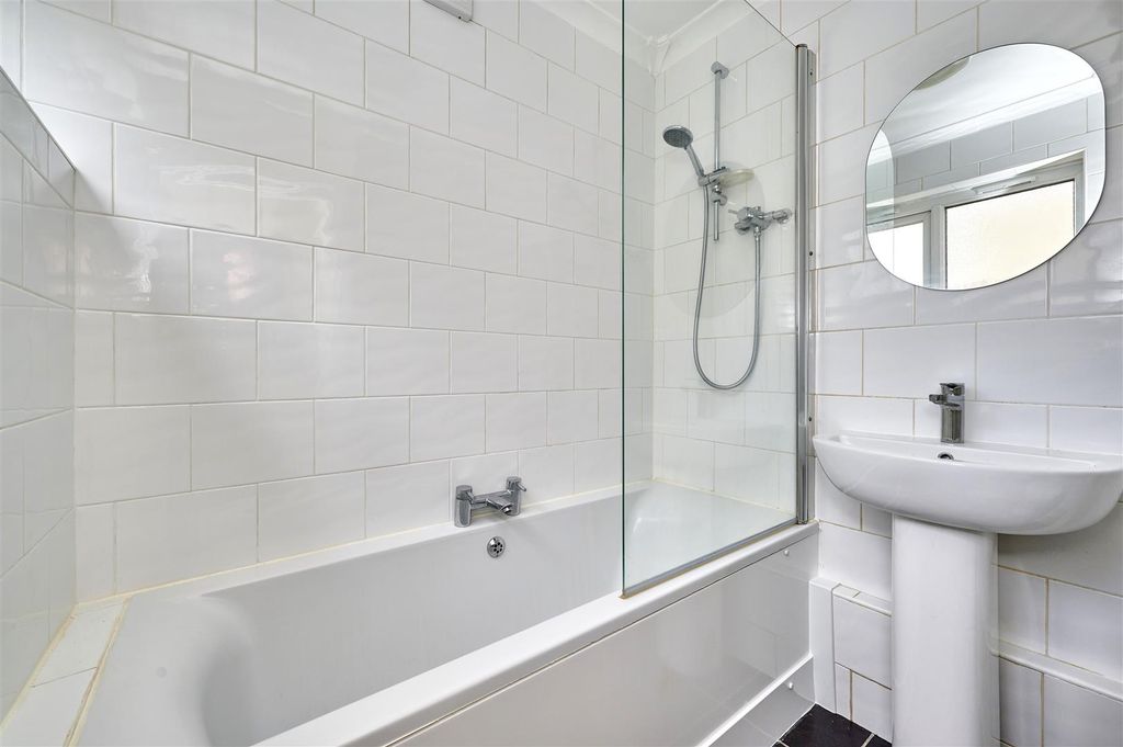 Property photo 3 of 12 Ground Floor Bathroom
