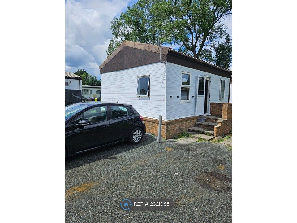 Property photo 2 of 8