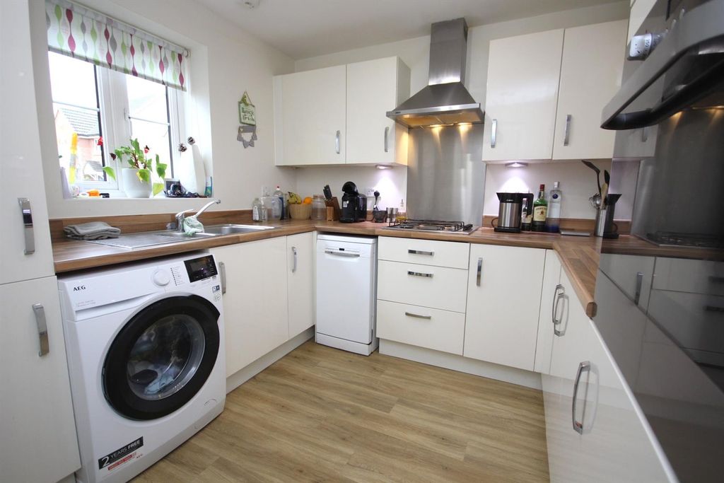 Property photo 2 of 11 Img_7718.Jpg