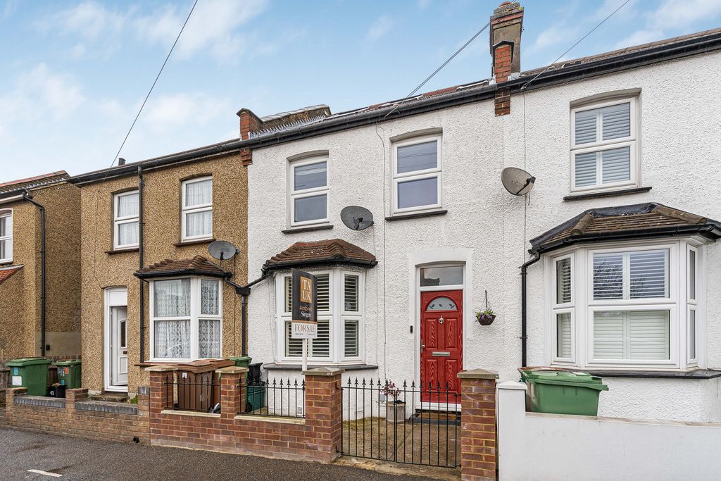 Property photo 1 of 26