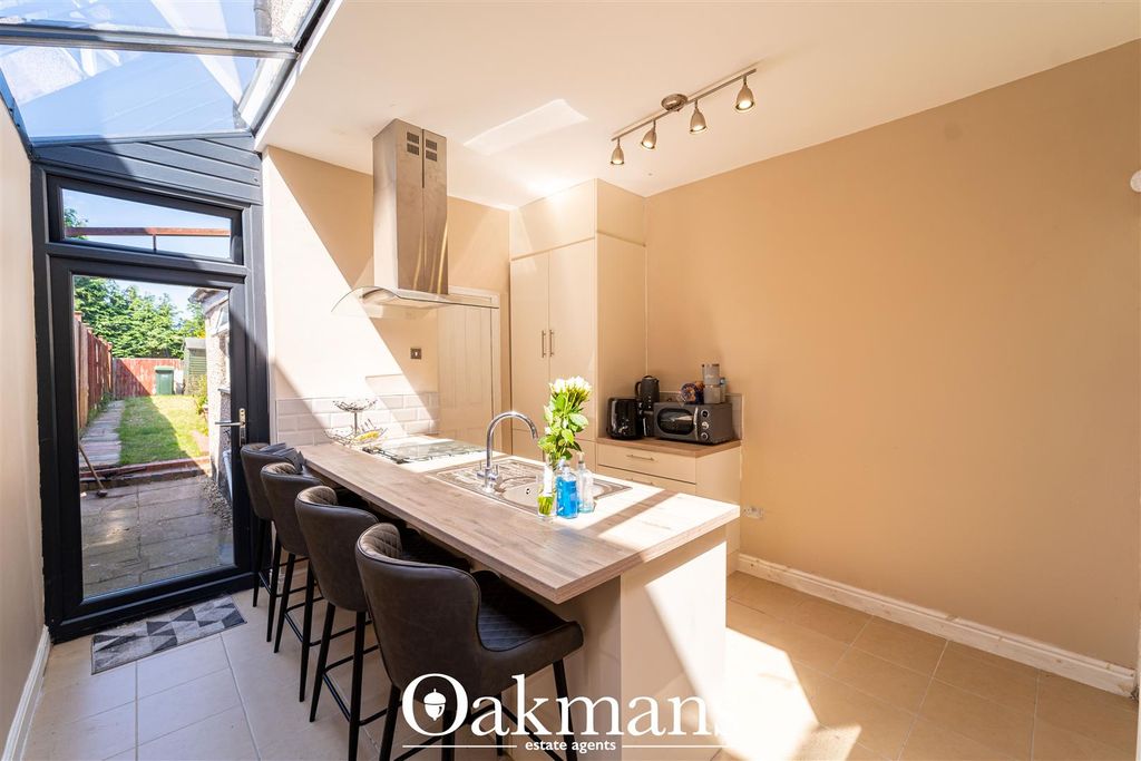 Property photo 2 of 24 Jam09366.Jpg