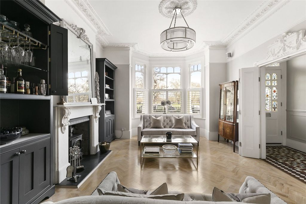 Property photo 1 of 23 Picture No. 04