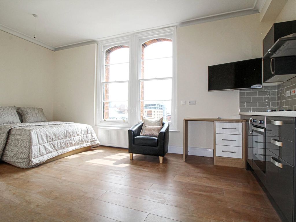 Property photo 1 of 5