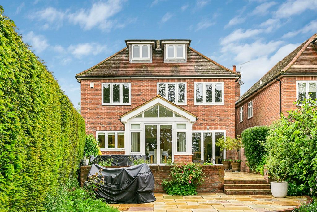 Additional image 28 of 5 bed detached house for saleGeorges Wood Road, Brookmans Park, Hatfield AL9