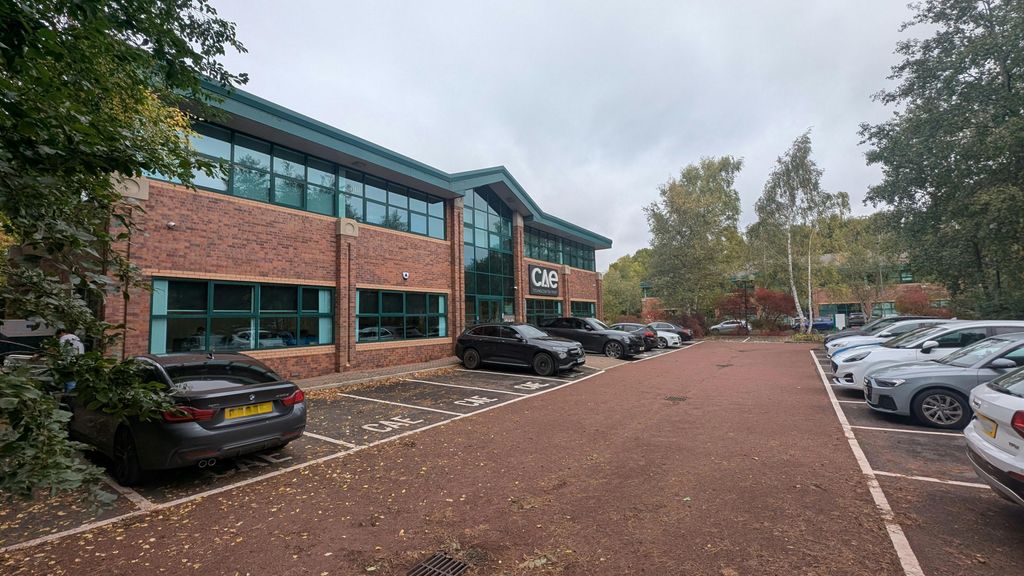 Property photo 2 of 9 Pxl_20251009_111520111Mp v2.Jpg