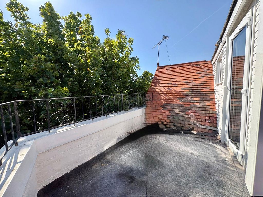 Property photo 1 of 8 Picture No. 04