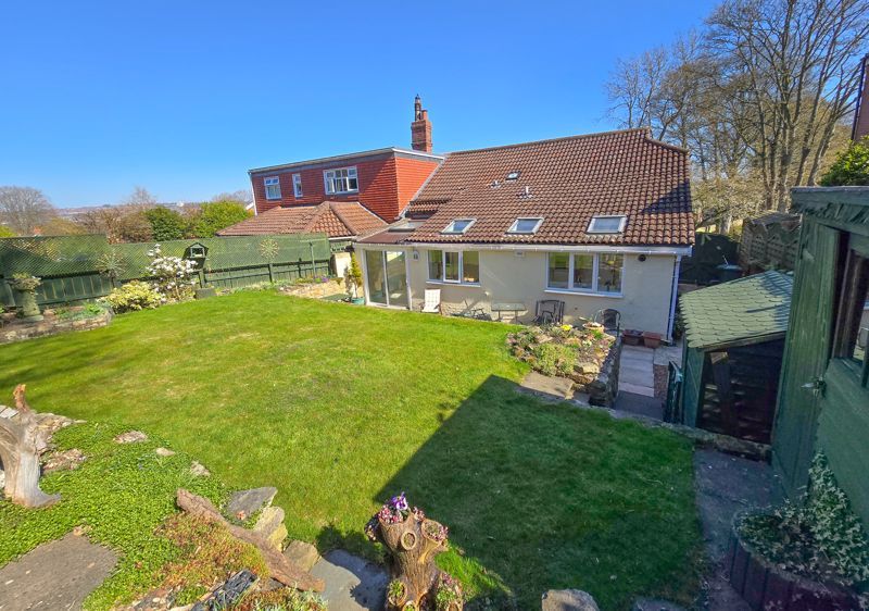 Property photo 3 of 19 External