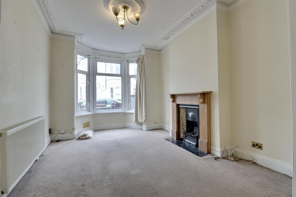 Property photo 2 of 20 DAB77Ac9-E6Ec-4D67-Bcb3-687Ad1474C78_1_201_A.Jpeg