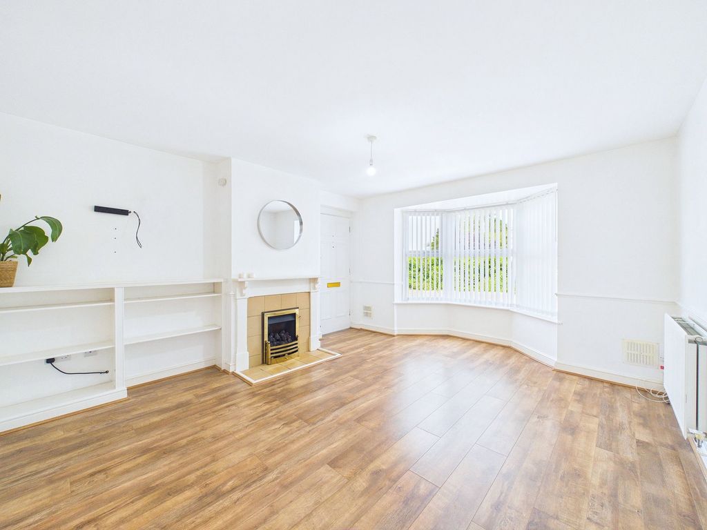 Property photo 3 of 24