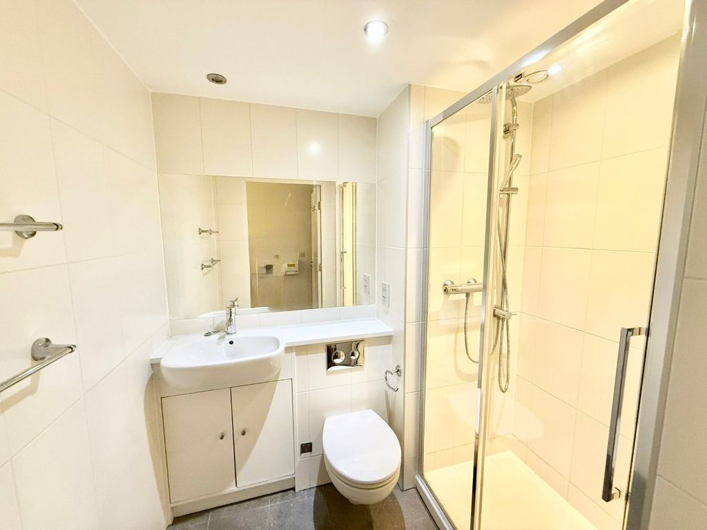 Property photo 2 of 3