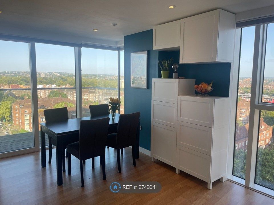 Property photo 1 of 14 Dining Space (Daytime)