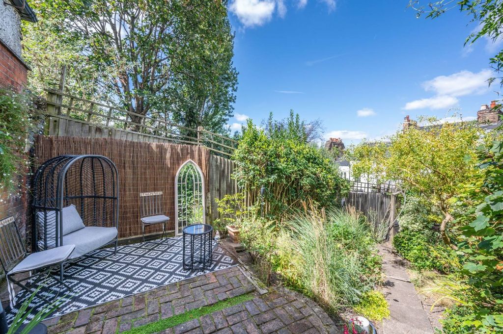 Property photo 2 of 16 Picture No. 26