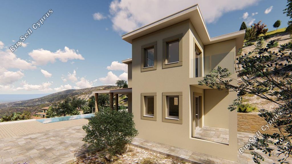 Property photo 1 of 1
