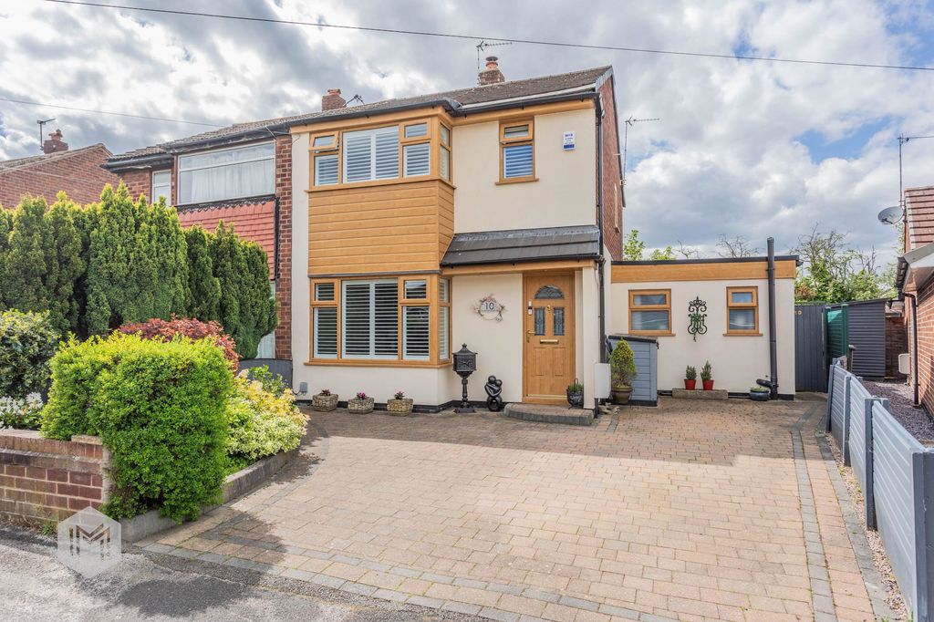 Property photo 1 of 30