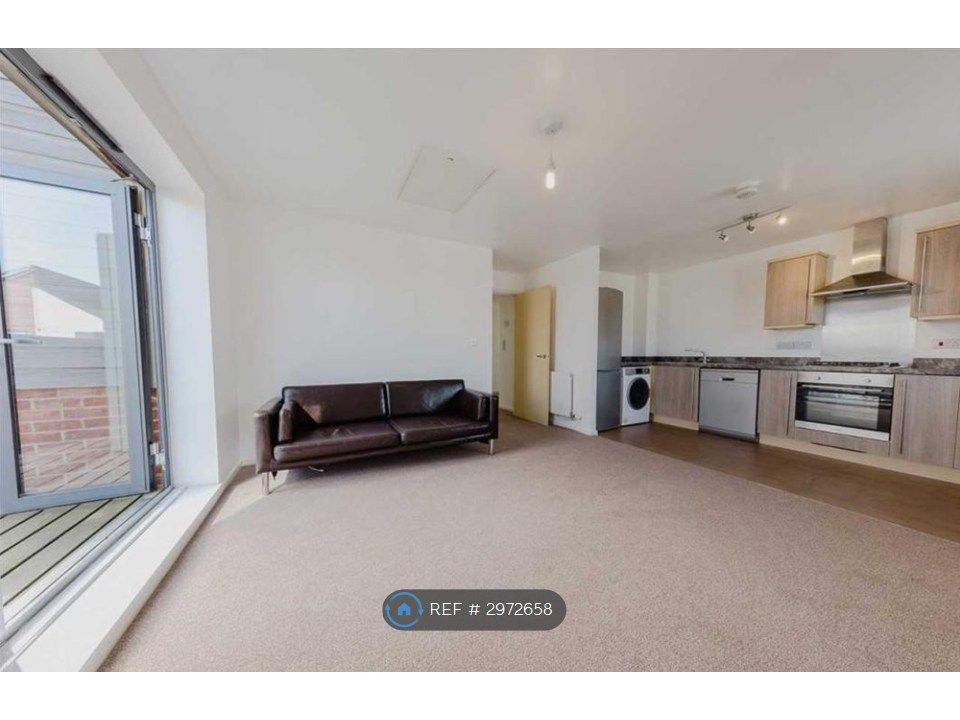 Property photo 3 of 12