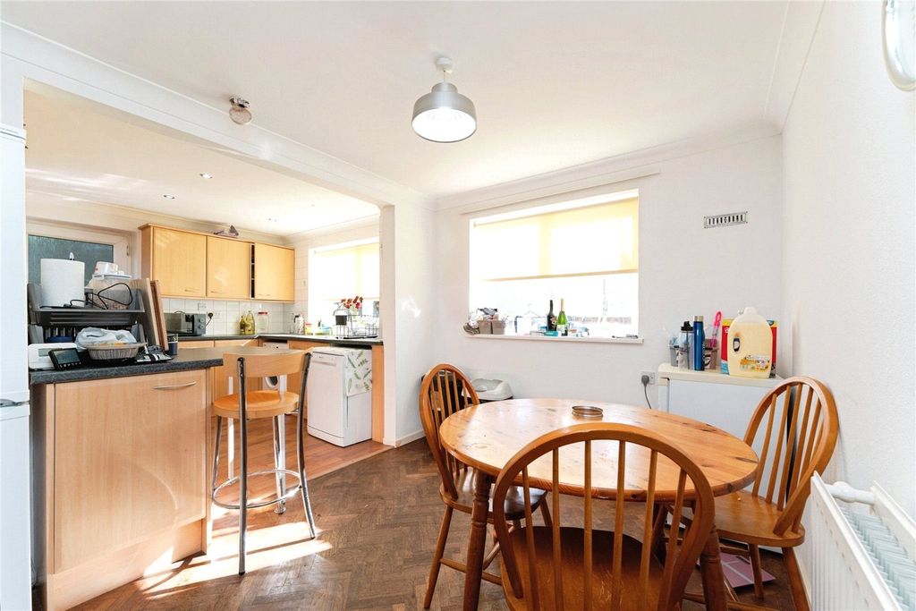 Property photo 3 of 17 Photography