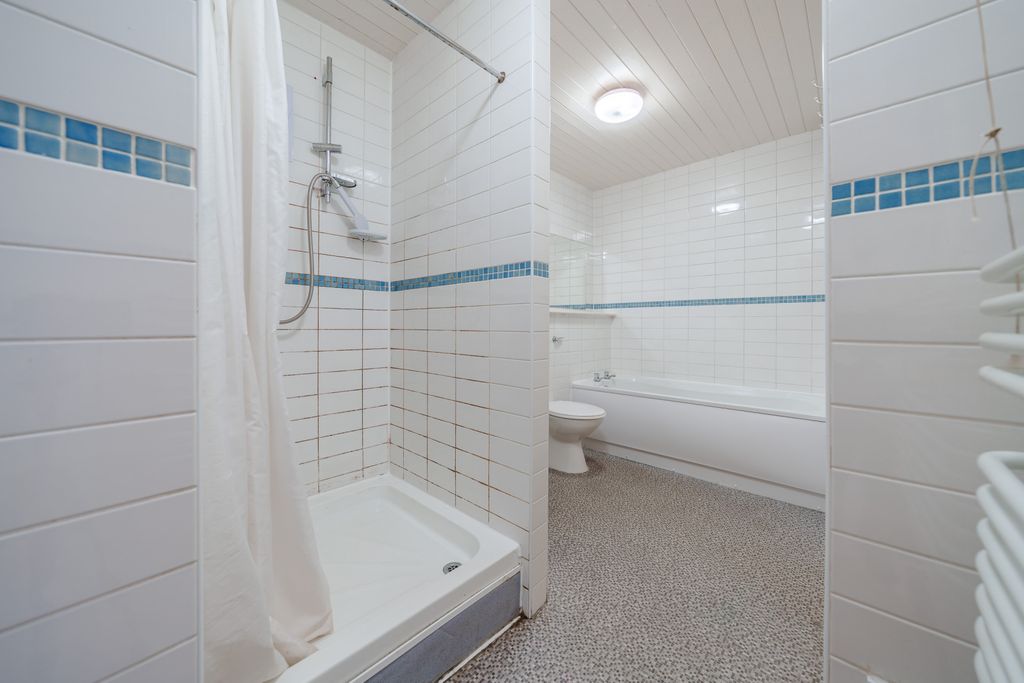 Property photo 2 of 8 Photo 1