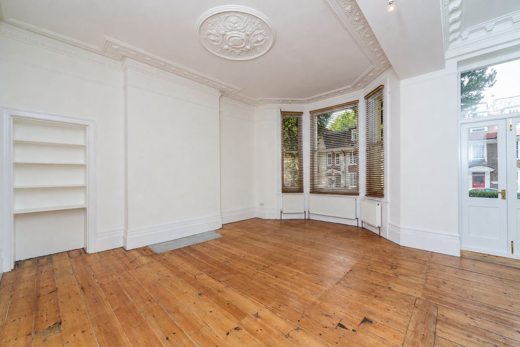 Property photo 2 of 8 Picture No. 25