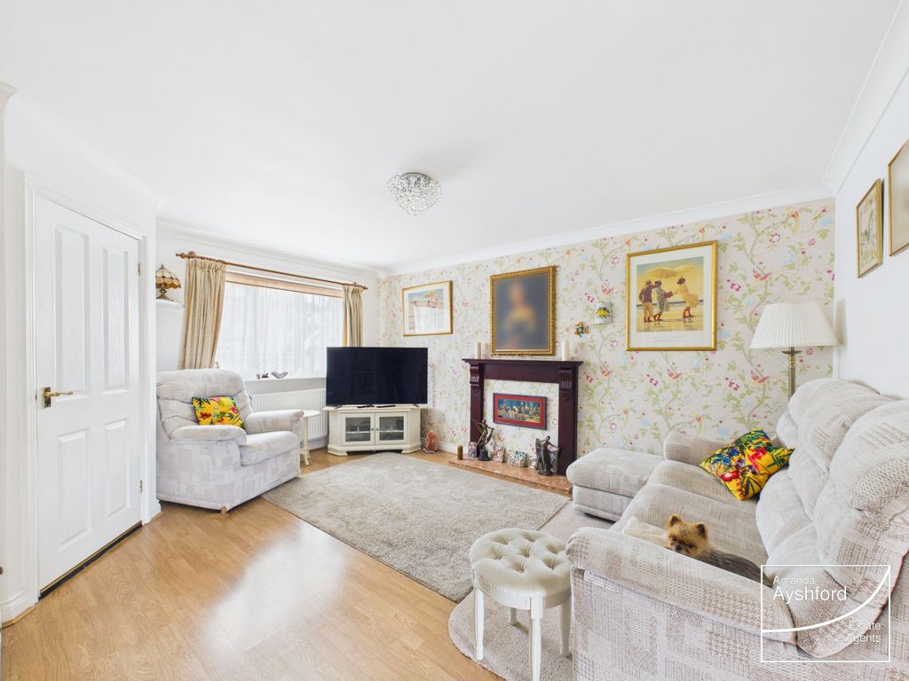 Property photo 2 of 37