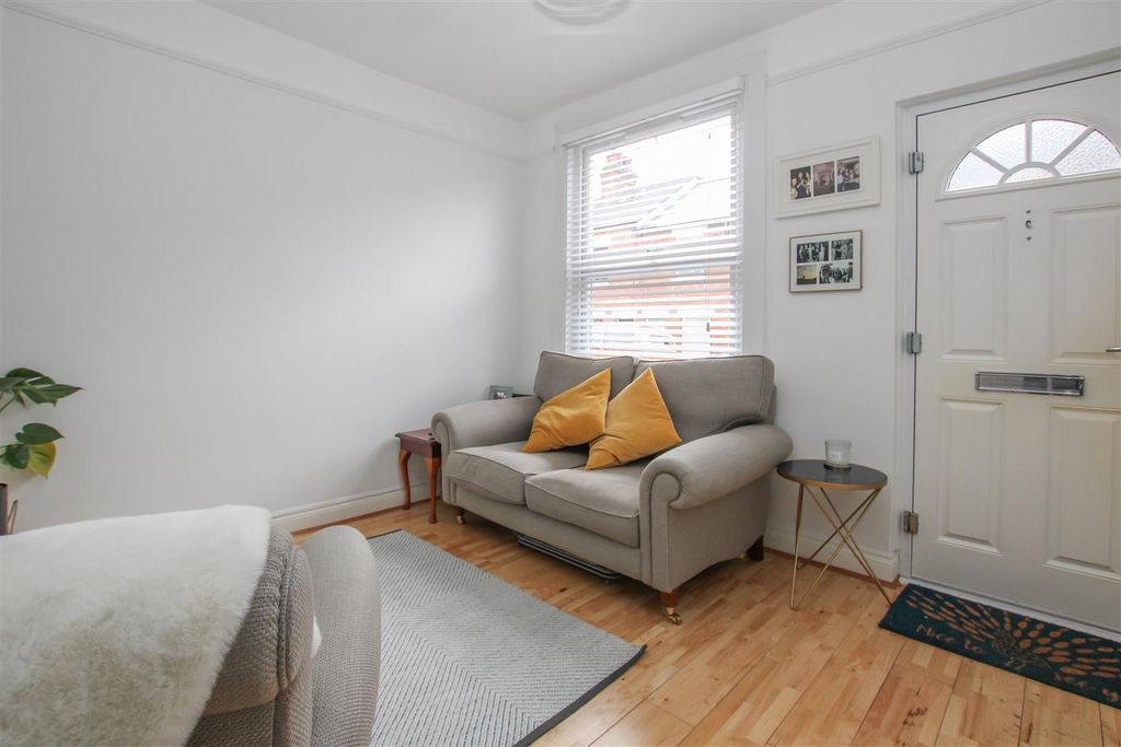 Property photo 3 of 13 Img_0575.Jpg