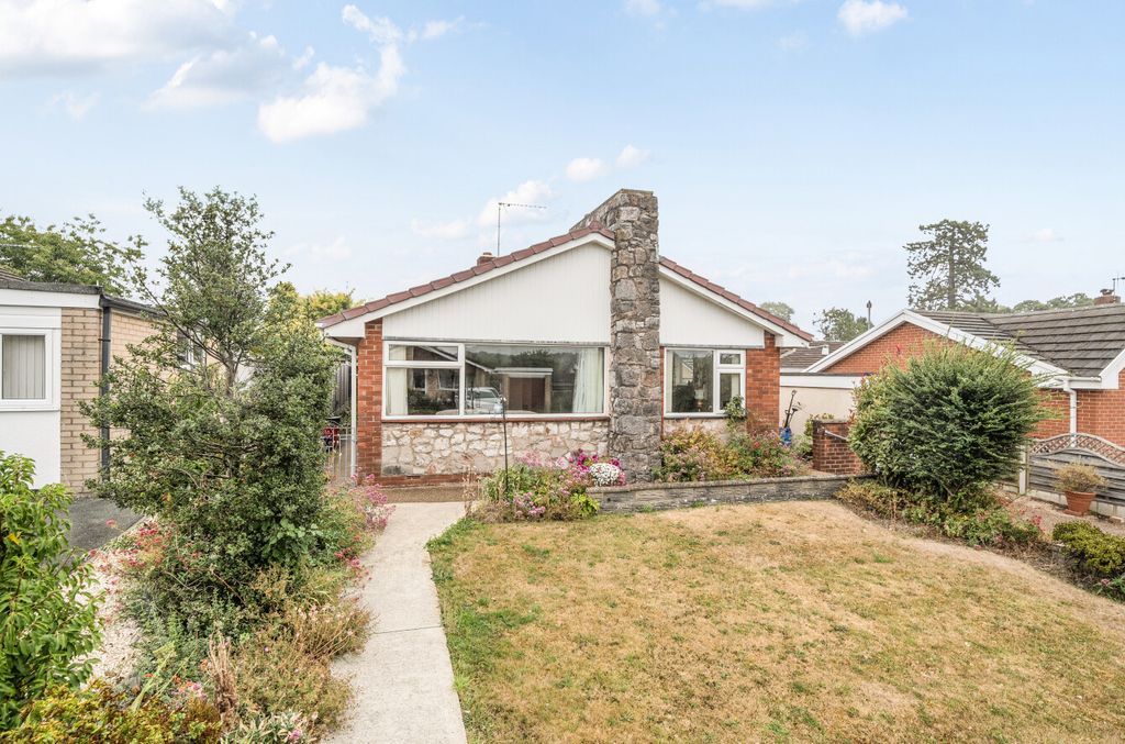 Property photo 1 of 26 1341309-2-68A4875...