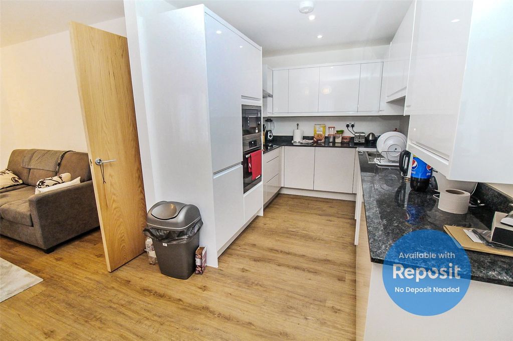 Property photo 3 of 9 Picture No. 12