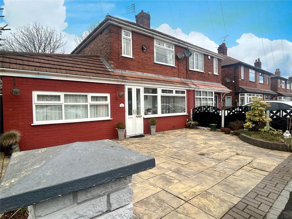 Property photo 1 of 20 Front External