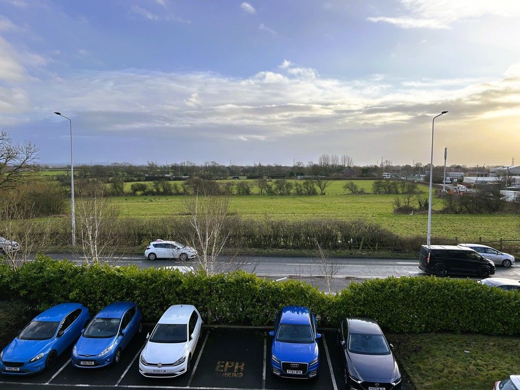 Property photo 3 of 11 Photo 3