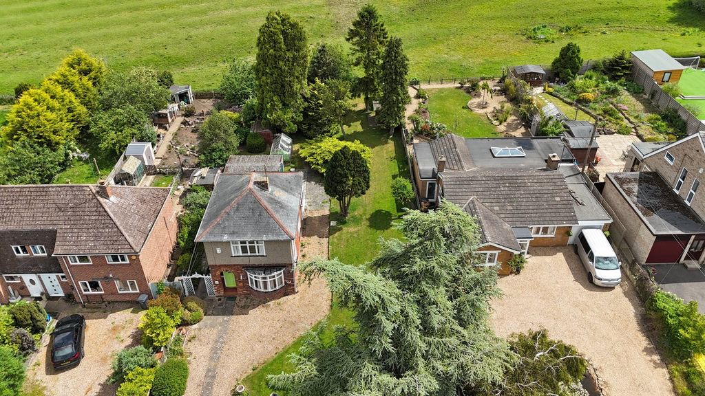 Property photo 2 of 11