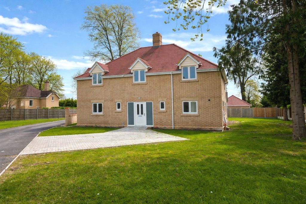 Property photo 1 of 22 Picture No. 43