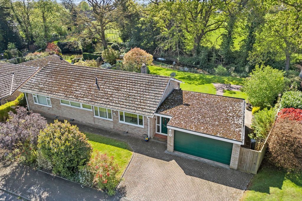 Property photo 1 of 20