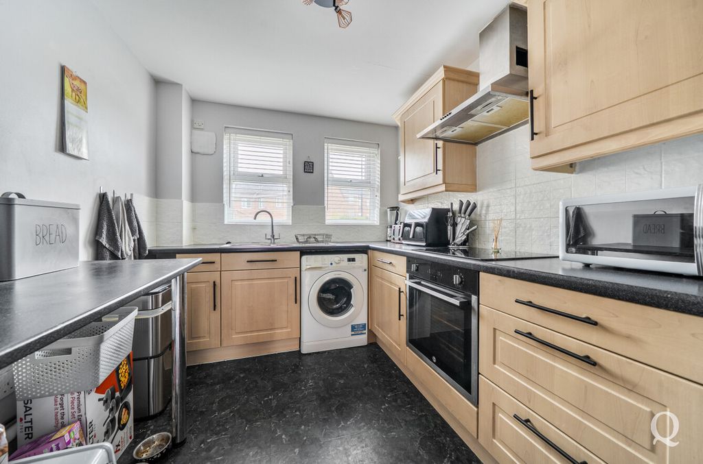 Property photo 2 of 19 Ffa4B090-d0Fb-49d...