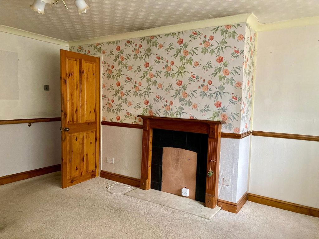 Property photo 2 of 14 Picture No. 05