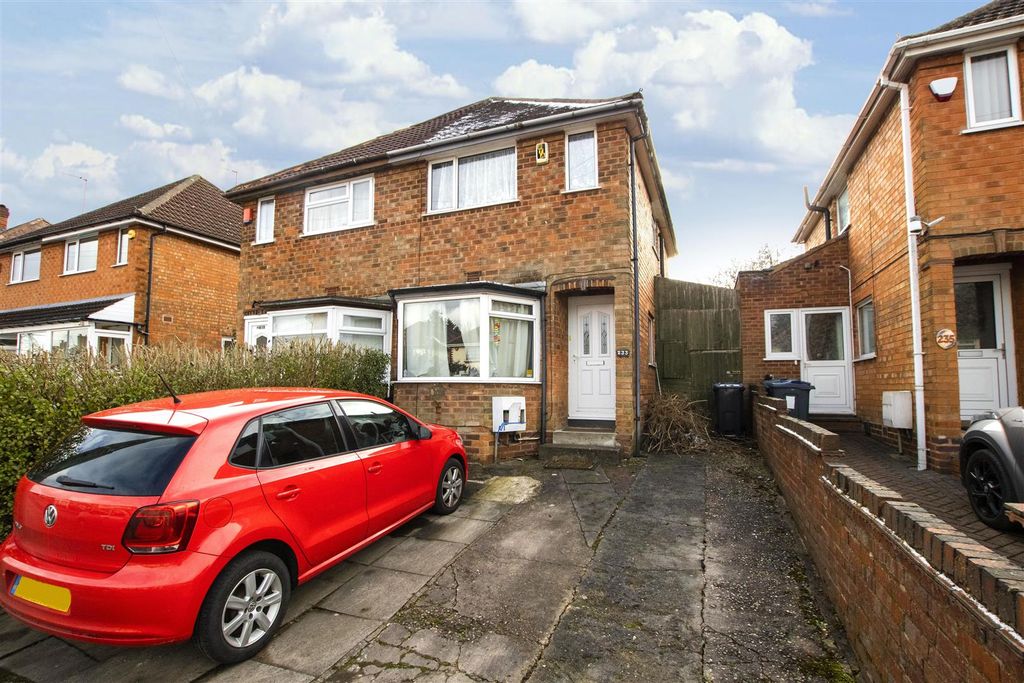 Property photo 2 of 12 Approach