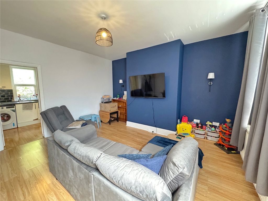 Property photo 3 of 14 Picture No. 25