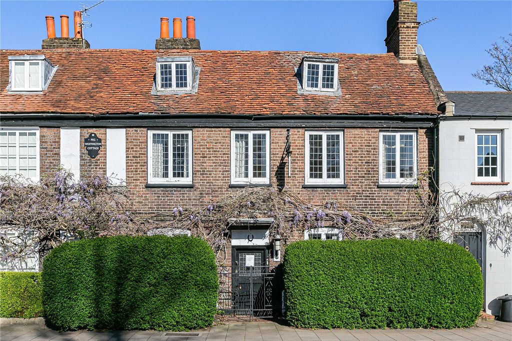 Property photo 1 of 25 Exterior